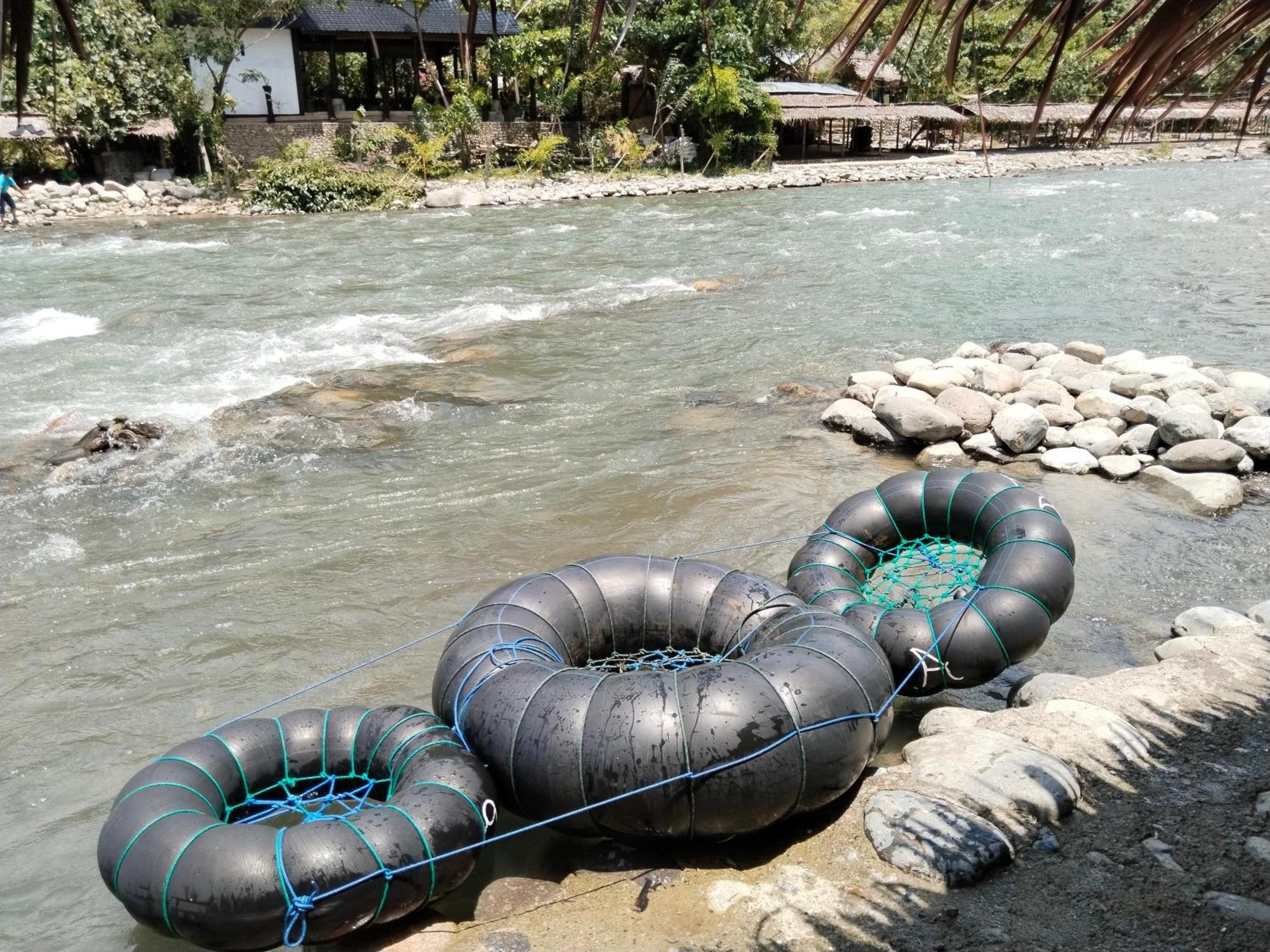 Jhony'S Backpacker-Guest House Only Stay Here Book Treking With Us Bukit Lawang Exterior foto