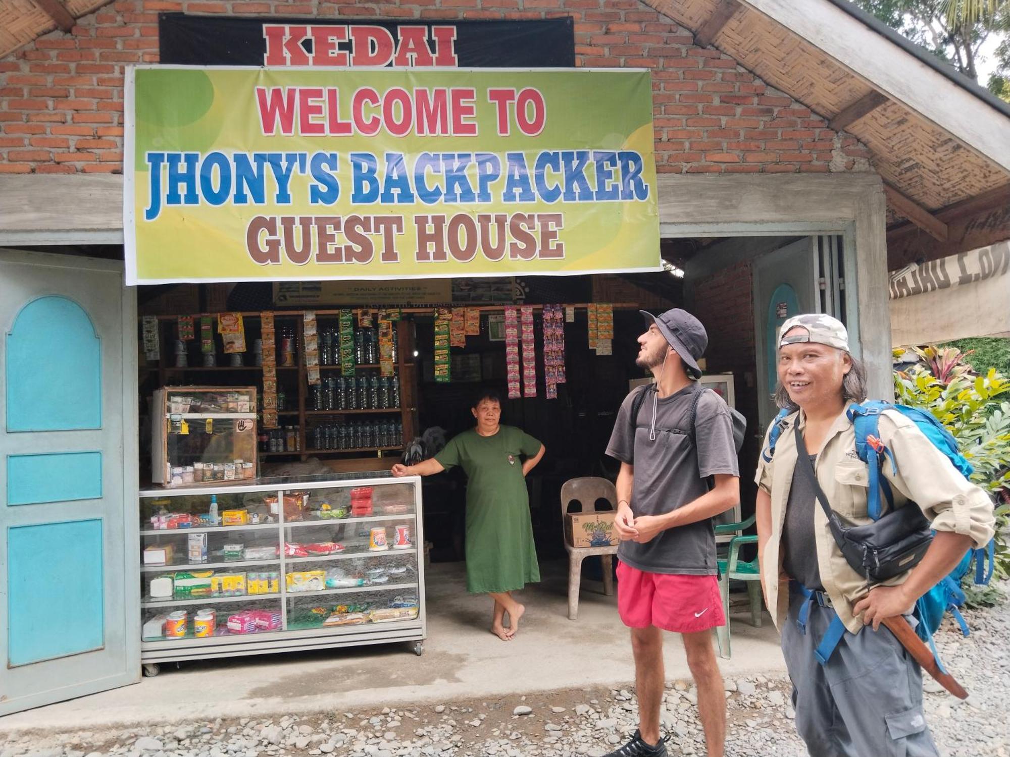 Jhony'S Backpacker-Guest House Only Stay Here Book Treking With Us Bukit Lawang Exterior foto